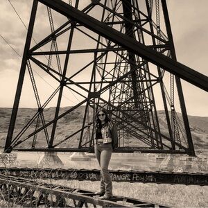 Meet your Posher, Mackenzie!